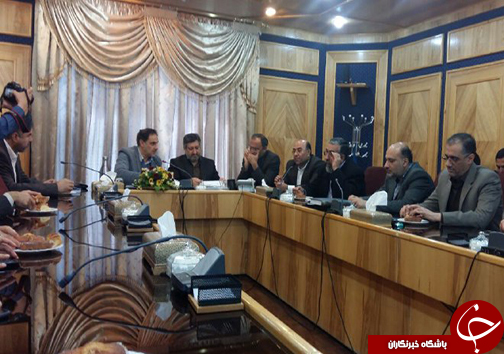 تجلیل از خبرنگاران برتر باشگاه خبرنگاران و صدا و سیمای مرکز فارس/کارگاه آموزشی گزارش و خبر برگزار شد