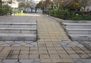اجرای طرح مناسب سازی معابر جهت تردد معلولان در دامغان