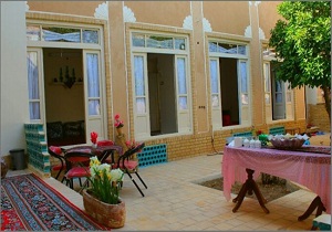 &nbsp;خدمت رسانی خانه بوم گردی روستای سراب &nbsp;در نوروز97