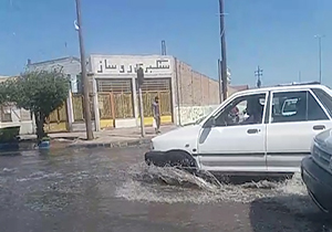 آبگرفتگی گسترده خیابان‌ها در اهواز + فیلم