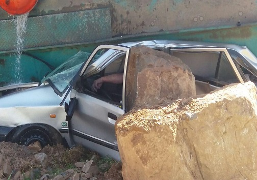 زنده ماندن کودک در حادثه تصادف پراید با تانکر سوخت+تصویر