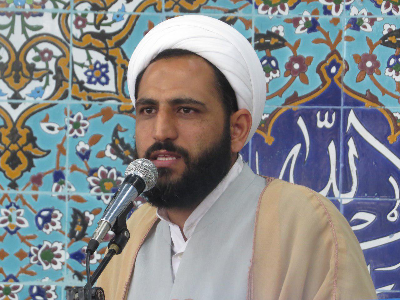 رئیس جمهوری را انتخاب نمایید که در مسیر تولید واشتغال قدم بردارد