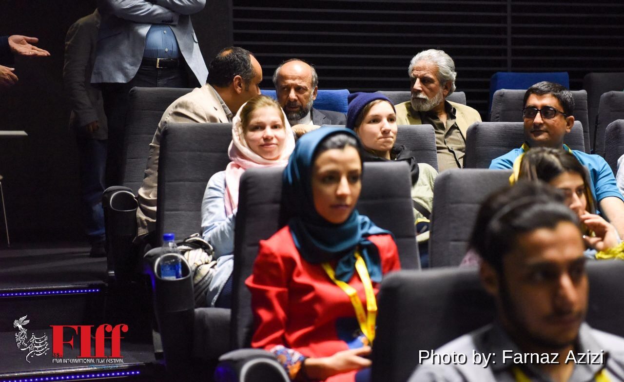 رئیس سازمان سینمایی به تماشای آگوست نشست