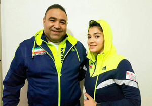 بانوی پاورلیفتینگ کار استان در رقابت های جهانی