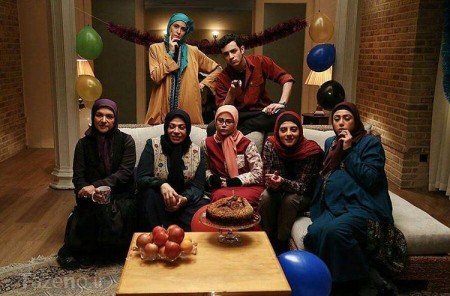 عکسی از بازیگران در پشت صحنه دیوار به دیوار + عکس