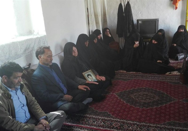 پیکر شهید محسن رستمی پس از ۳۱ سال شناسایی شد پیکر شهید محسن رستمی پس از ۳۱ سال شناسایی شد