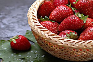 نرخ میوه‌های درجه یک در بازار، ۱۳۹۶/۰۲/۱۱
