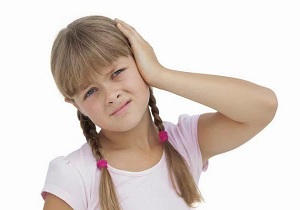 علت گوش درد کودکان چیست؟ + راههای خارج کردن اجسام خارجی از گوش