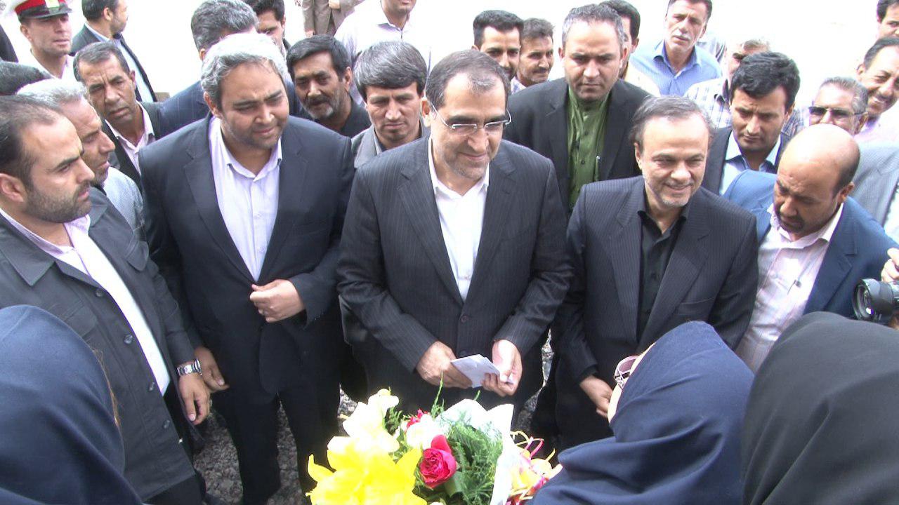 بهره برداری از کلینیک تخصصی در بافت با حضور وزیر بهداشت