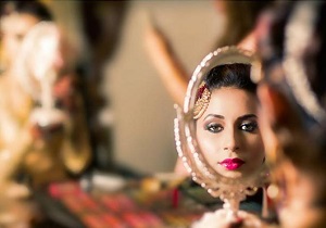 تازه عروسان چُماق به دستِ هندی همسرانشان را تنبیه می‌کنند!+ تصاویر