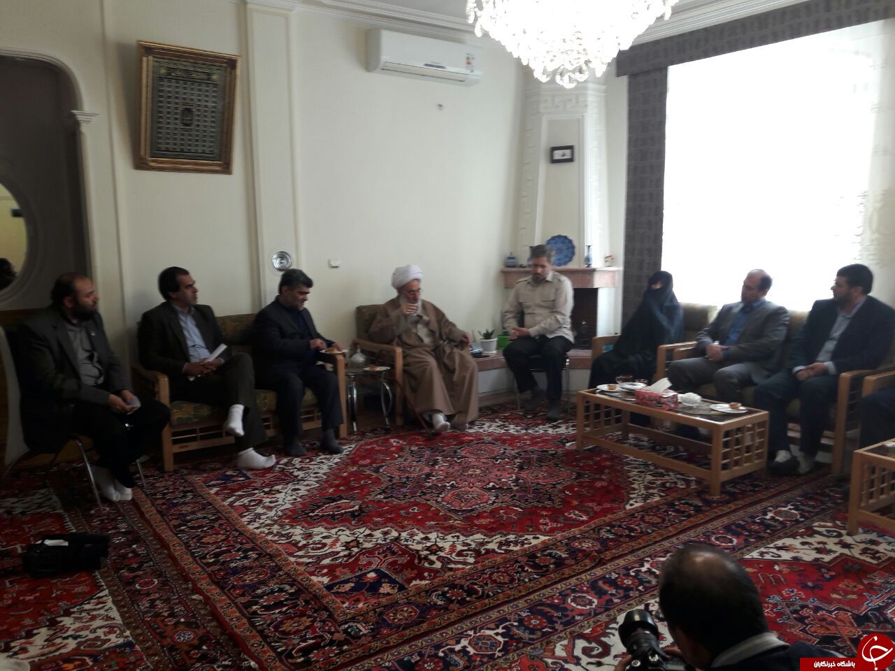 دیدار نماینده ولی فقیه در آذربایجان شرقی با سه جانباز دفاع مقدس+تصاویر