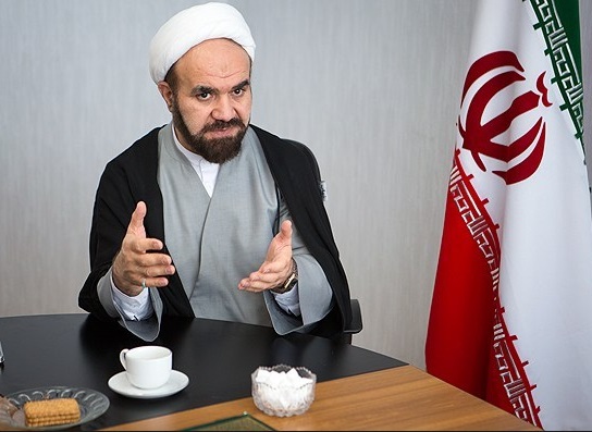 ادامه تغییرات در دانشگاه آزاد/ مدیرکل حوزه ریاست و معاون اقتصادی تغییر کرد