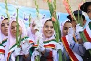 آغاز ساخت سه مدرسه خیرساز در بناب