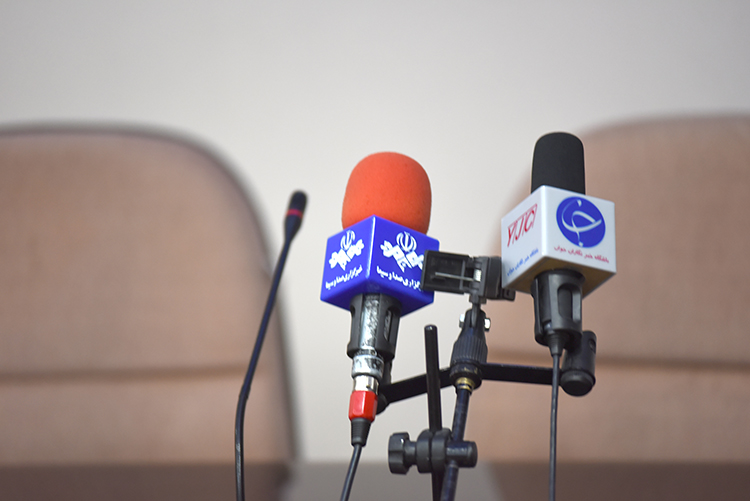 نشست خبری قبل بازی گسترش فولاد-صنعت نفت آبادان برگزار نمی شود نشست خبری قبل بازی گسترش فولاد-صنعت نفت آبادان برگزار نمی شود