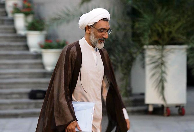 توضیحات پورمحمدی درباره البسه کشف شده در خانه دختر وزیر