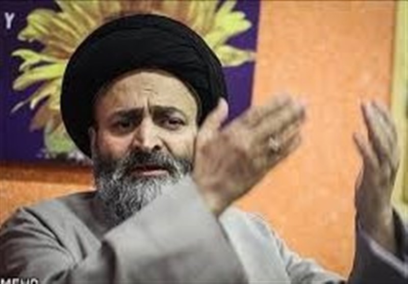 معیشت و بیکاری مردم هر چه سریع&zwnj;تر حل شود