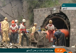 آخرین اخبار از معدنچیان گرفتار در ارتباط زنده شبکه خبر با محل حادثه + فیلم