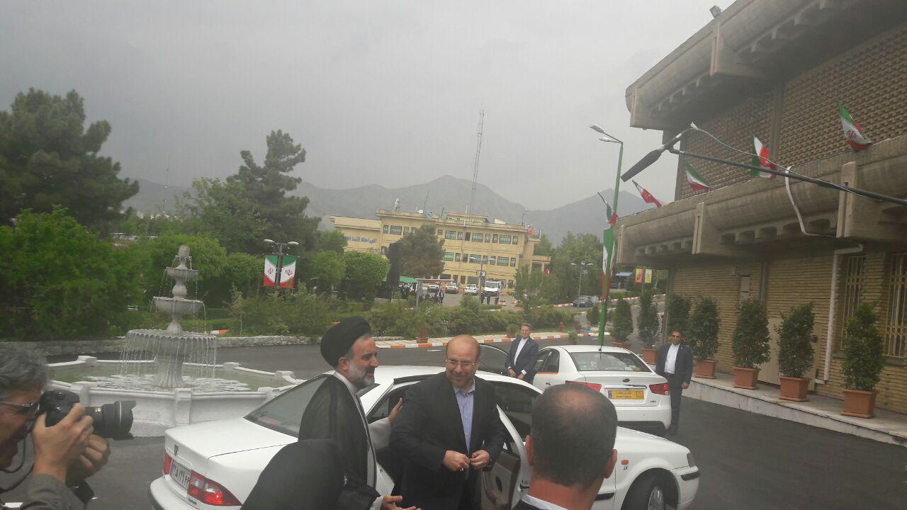 قالیباف برای حضور در دومین مناظره وارد صدا و سیما شد+ تصویر