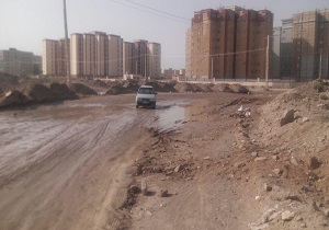 مشکلات ساکنان مهر شهر با خیابان بدون صاحب! + فیلم