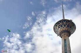 پرش کشتی گیران از برج میلاد تا ایفل!
