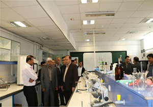 امضاء تفاهم نامه همکاری بین اداره کل استانداردآذربایجان غربی ودانشگاه آزاد اسلامی مهاباد