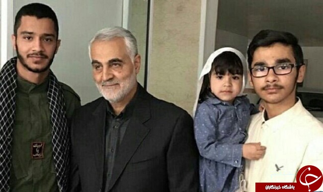 سردار سلیمانی میهمان خانواده شهید مدافع حرم رسانه ملی +عکس