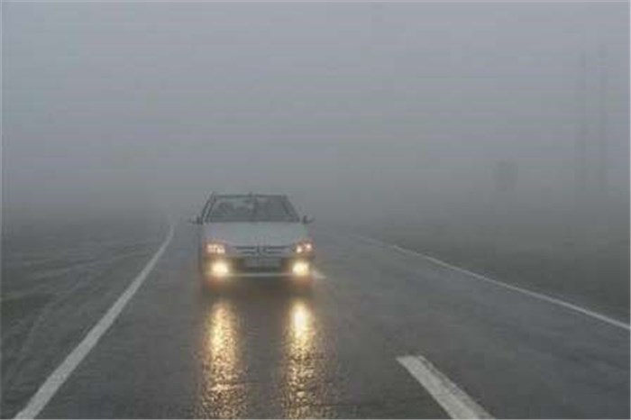مسیر های مواصلاتی استان همدان مه آلود است