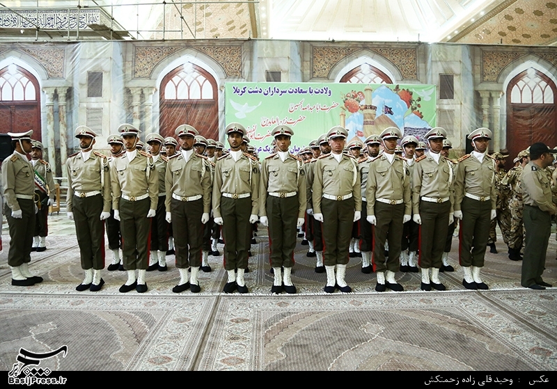 سربازان و کارکنان وزارت دفاع با آرمان‌های امام خمینی(ره) تجدید پیمان کردند