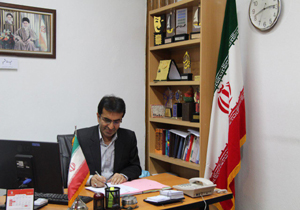جمع آوری بنرهای غیر مجاز در شهرستان ساری