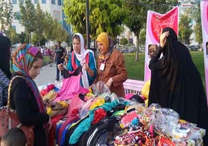 افتتاح بازارچه خیریه درپارک آزادگان