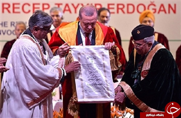 لباس اردوغان سوژه ماربران شد +تصاویر