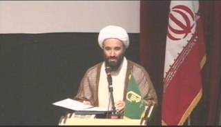 معلمان ادامه دهنده راه انبیا هستند