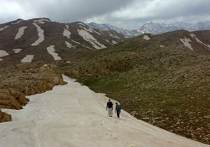 صعود کارمندان به قله شیرز لرستان