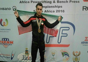 ورزشکار سمنانی نایب قهرمان پاورلیفتینگ جهان شد