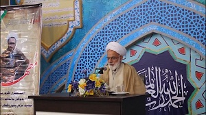 شهید مطهری پرچم دارمبارزه با انحراف بود