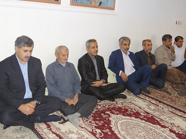 تجلیل از خانواده شهید فرهنگی