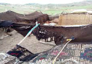 امداد رسانی به خانوار عشایری در مسیر کوچ