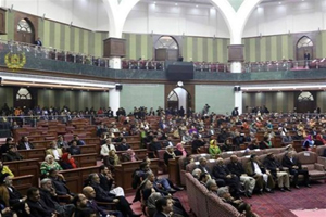جرقه تنش&zwnj;ها در پارلمان افغانستان پس از حضور حکمتیار در کابل