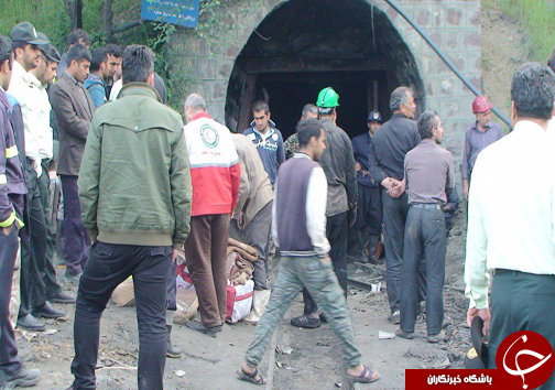 تلاش برای بیرون کشیدن پیکرهای جدید از معدن+ تصاویر