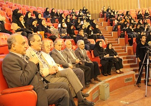 آیین نکوداشت از معلمان منتخب مدارس غیر دولتی استان