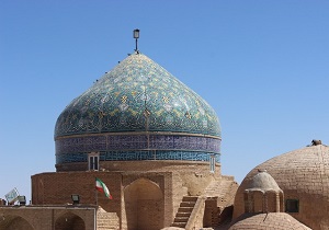 آغازمرمت و باز سازی گنبد امام زاده سید محمد هفتادر در اردکان