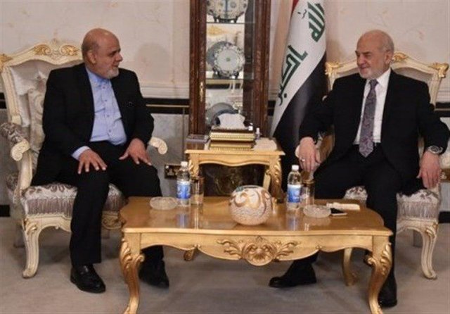 سفیر ایران در عراق استوارنامه خود را به ابراهیم جعفری تقدیم کرد سفیر ایران در عراق استوارنامه خود را به ابراهیم جعفری تقدیم کرد