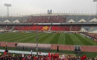 الهلال در اندیشه پیروزی، پرسپولیس به فکر پول