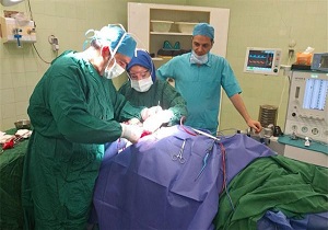 جراحی تومور زبان در بیمارستان شاه ولی یزد برای نخستین بار