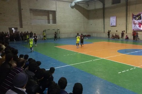 بهبود مشکلان ورزش آبپخش