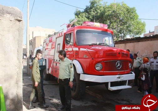 آتش سوزی مجتمع مسکونی در آبیک