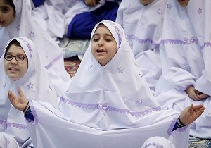 جشن تکلیف هزار دانش آموز دختر مدارس ارومیه برگزار شد