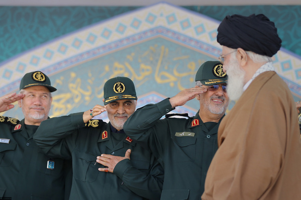 سلام نظامی خاص سردار سلیمانی به رهبر انقلاب +عکس