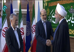 مراسم بدرقه نامزدهای انتخابات پس از پایان مناظره سوم + فیلم