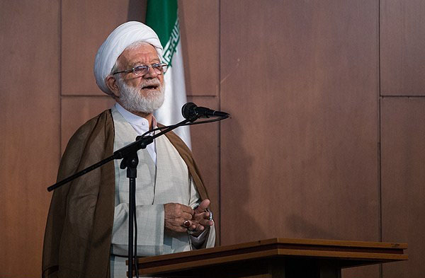 تخریب و بداخلاقی بر فضای مناظره حاکم بود/ صداوسیما کاملاً بی طرفانه عمل کرد